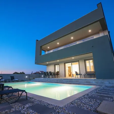 Villa Tia With Heated Pool & Jacuzzi Murvica  Exterior photo