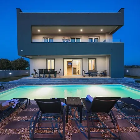 Villa Tia With Heated Pool & Jacuzzi Murvica  Exterior photo
