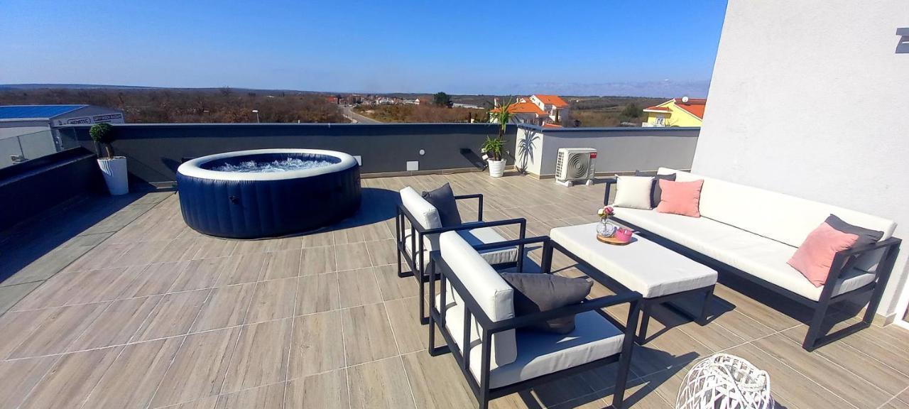 Villa Tia With Heated Pool & Jacuzzi *
