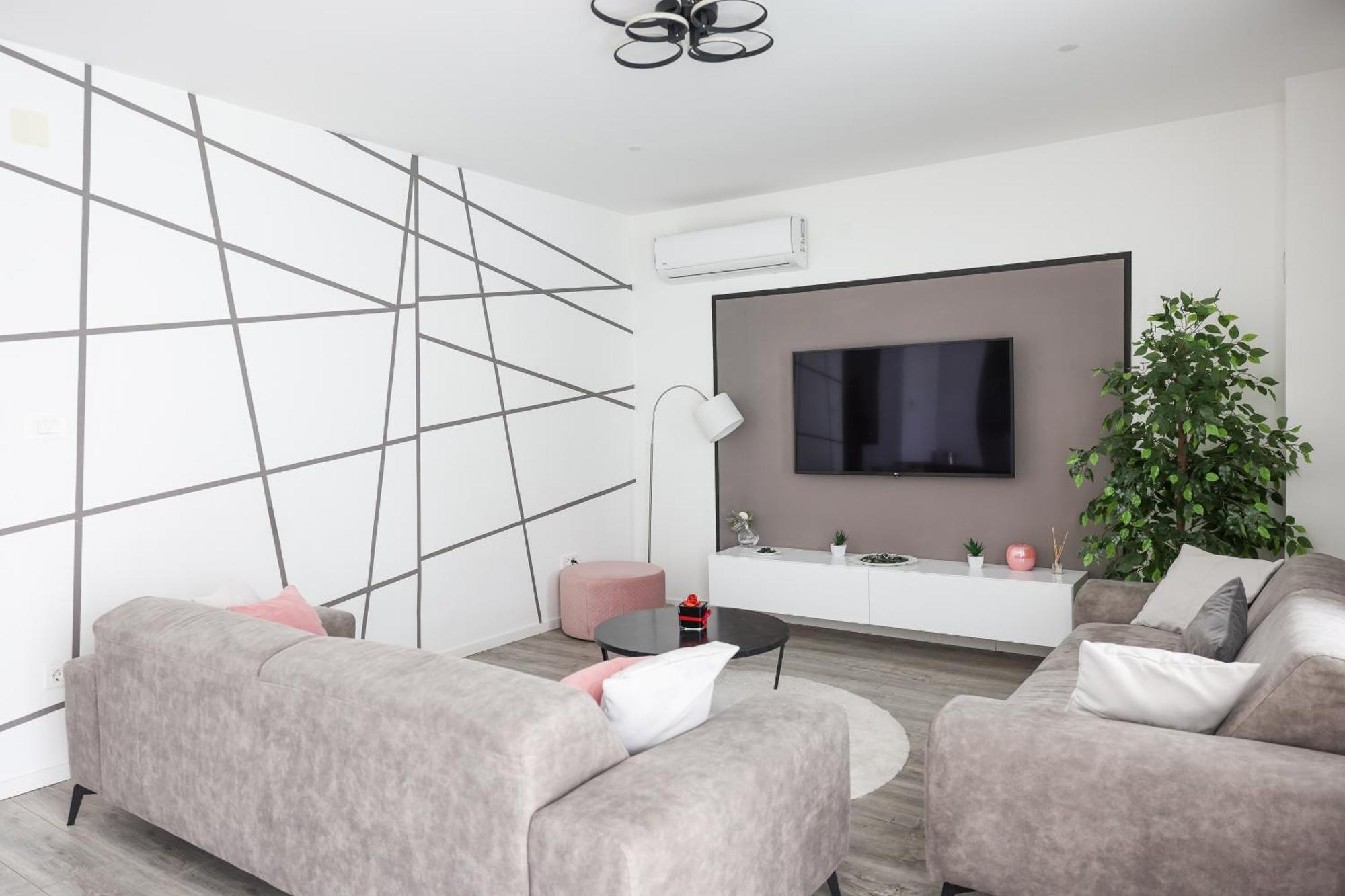 Villa Tia With Heated Pool & Jacuzzi *