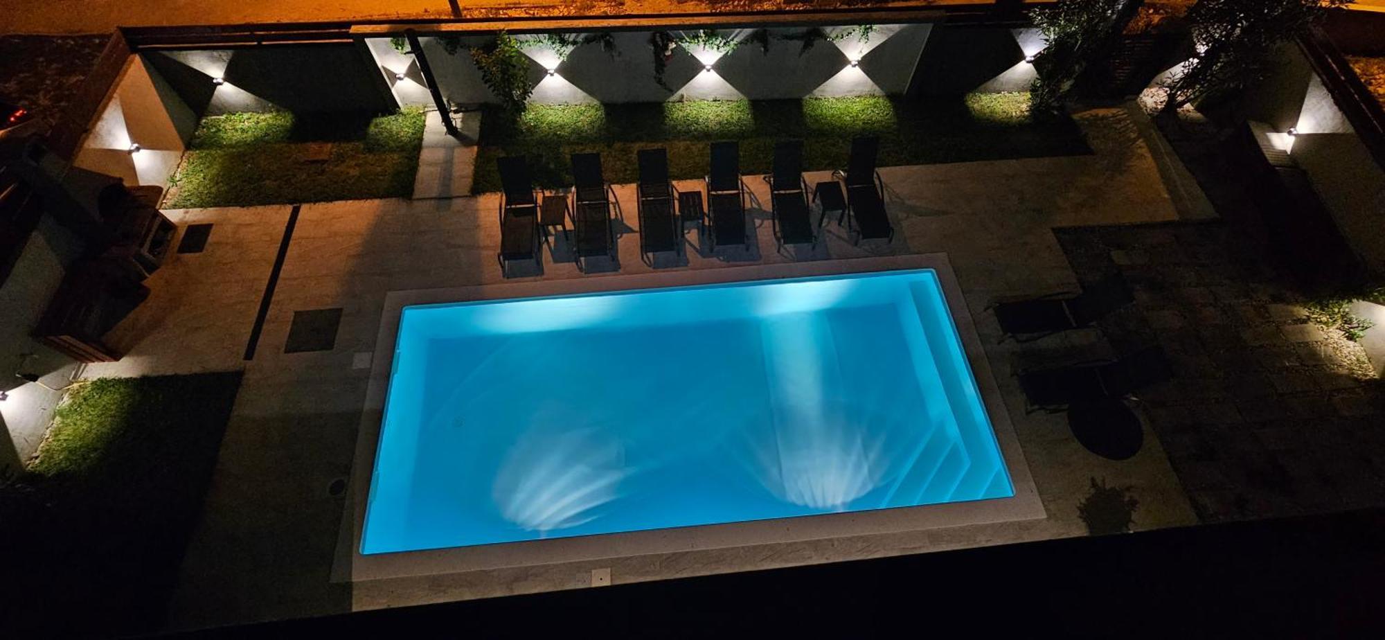 Villa Tia With Heated Pool & Jacuzzi